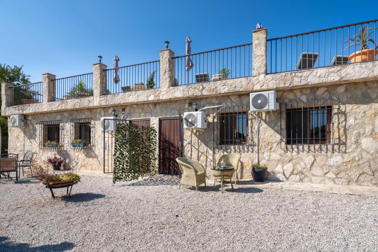Hacienda La Buena Vida B&B En Appartementen Casita La Bruja Algarinejo Exterior photo